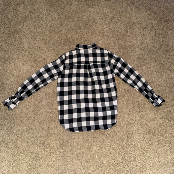 Levi's Black and White Casual Button Down Shirt - Picture 3 of 3